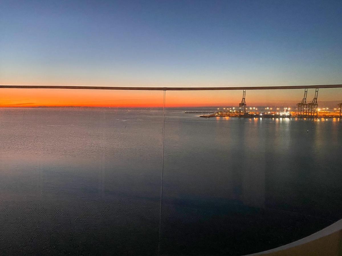 Amazing Sea View Apartment Århus Kültér fotó